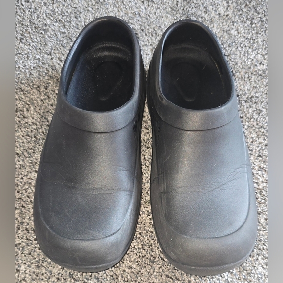 TredSafe Black Slip On Oil & Slip Resistent Clog Black Rubber Mens 8/womens 9 - Picture 2 of 7